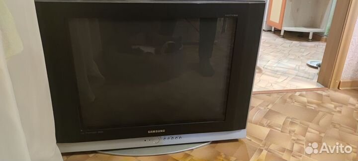Телевизор samsung