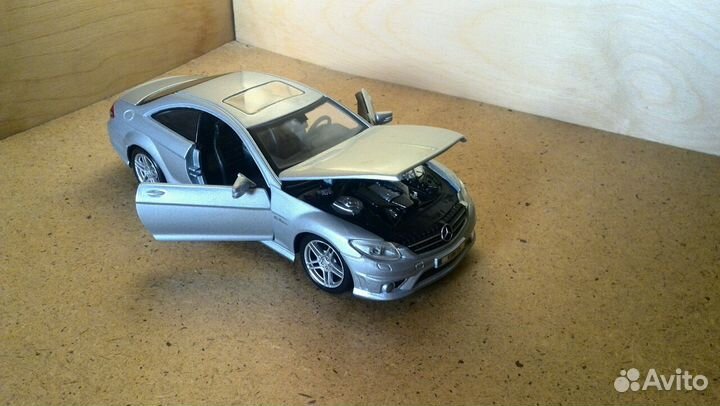 Модель а/м Mercedes-Benz CL63 AMG в масштабе 1:24