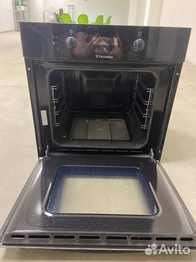 Электрический духовой шкаф electrolux