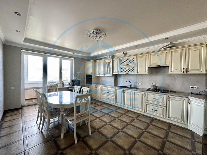 3-к. квартира, 101,6 м², 6/8 эт.