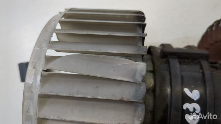 Двигатель отопителя Audi A8 (D3)