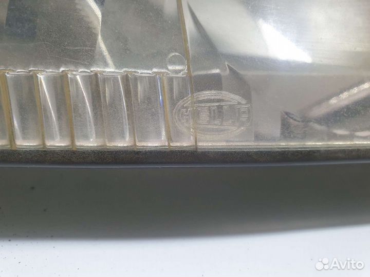 Фара правая vw passat b5