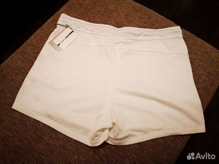 Шорты белые dkny