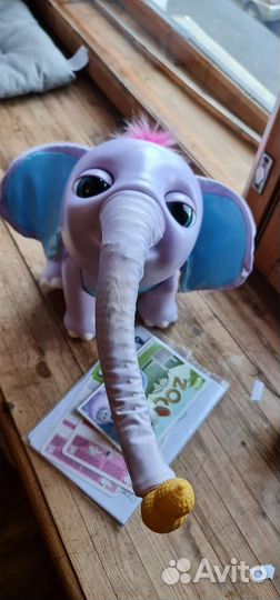 Слон игрушка