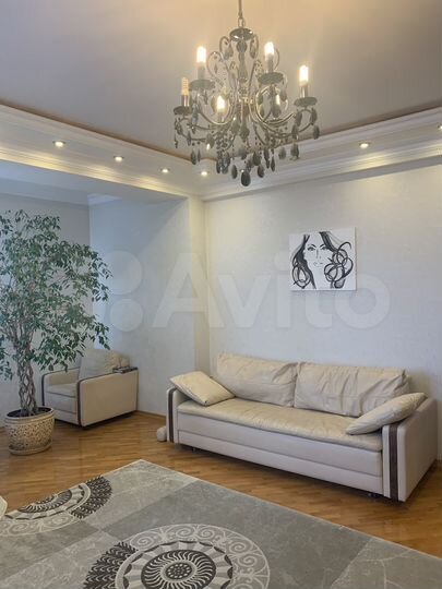 3-к. квартира, 110 м², 2/13 эт.