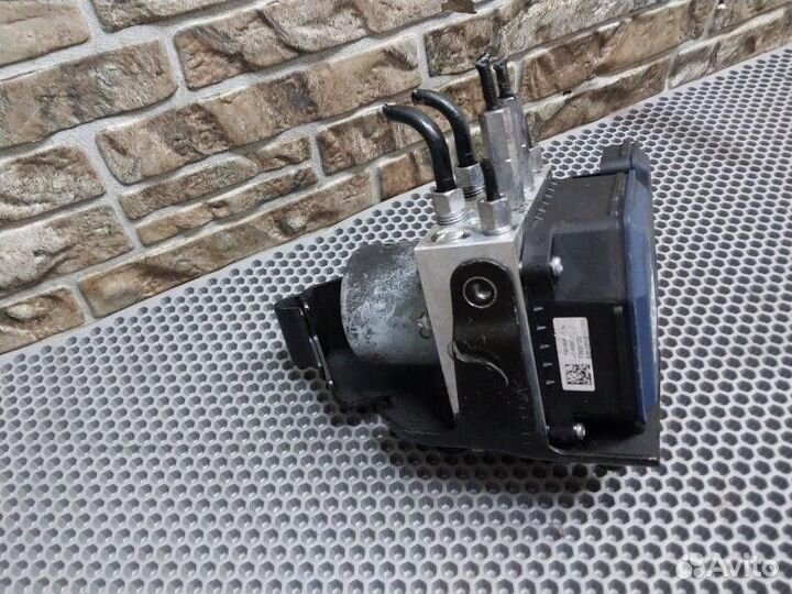 Блок управления тормозами/насос ABS Jeep Grand Che