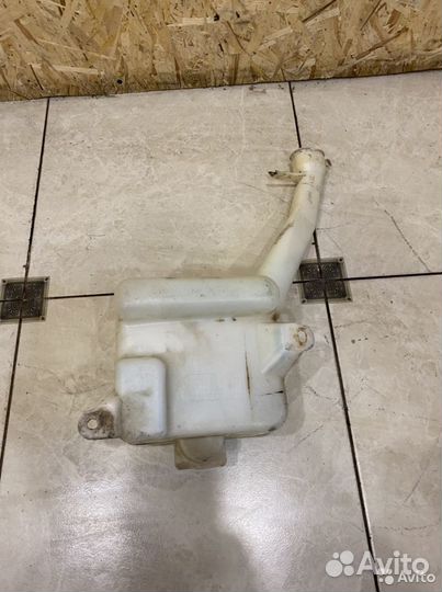 Бачок омывателя Geely мк