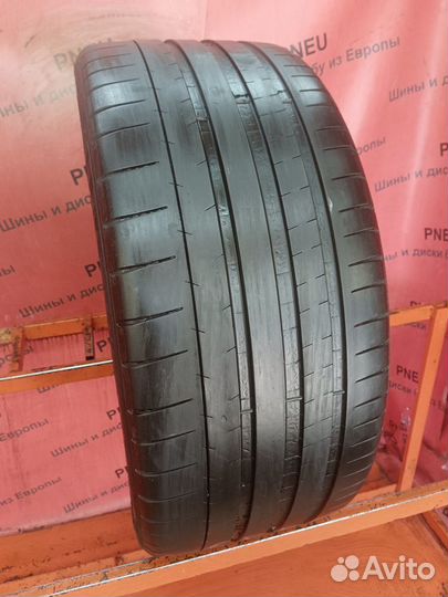 Michelin Pilot Super Sport 265/35 R22