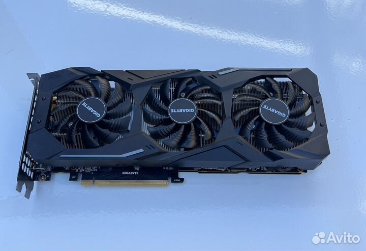 Видеокарта gigabyte RTX 2070 8GB