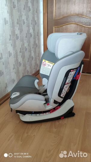 Chicco автокресло isofix seat up 012