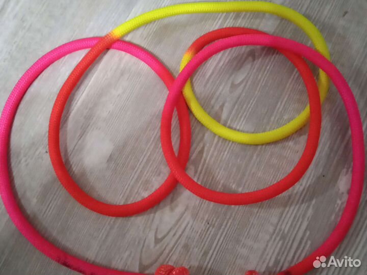 Гимнастическая скакалка