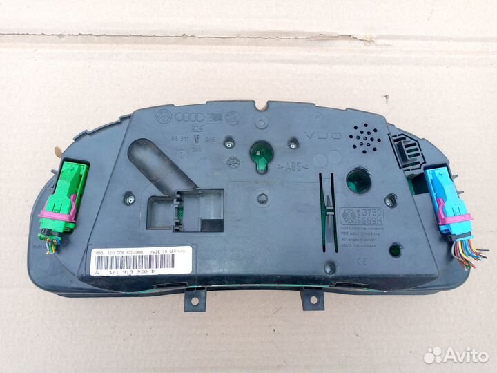 Панель приборов Volkswagen Passat B5