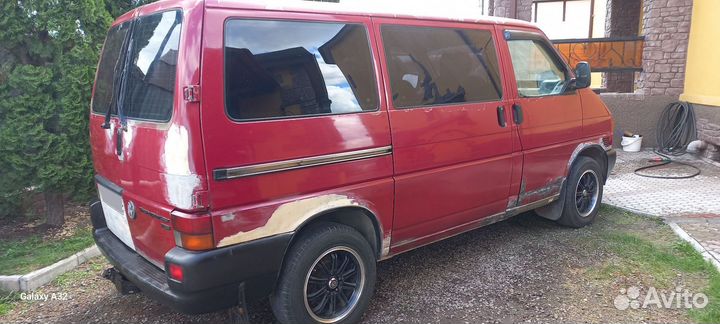 Volkswagen Transporter 2.5 МТ, 1997, 390 000 км