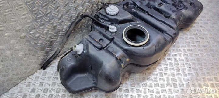 Бак топливный Toyota Land Cruiser VDJ200 1vdftv
