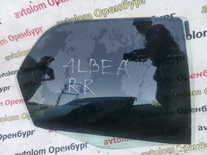 Стекло двери заднее правое Fiat Albea