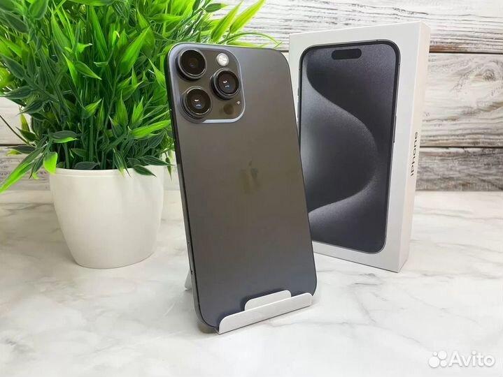 iPhone Xr в корпусе 15 Pro