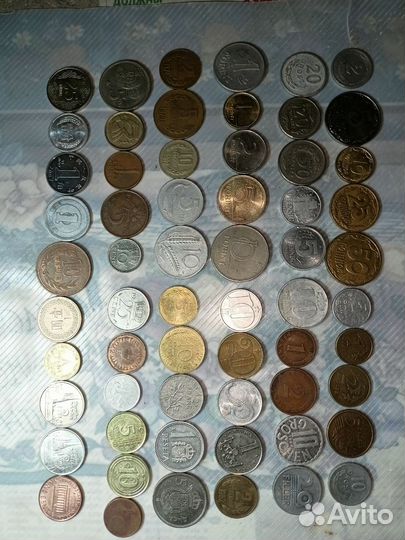 Монеты иностранные 61 шт. без повторов