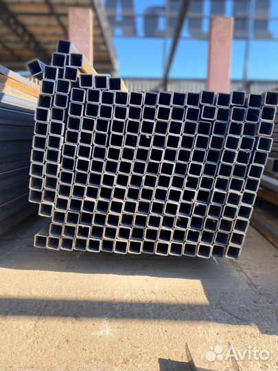 Профильная труба 30х30х2 мм