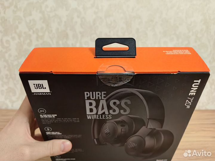 Наушники jbl Tune 720 bt