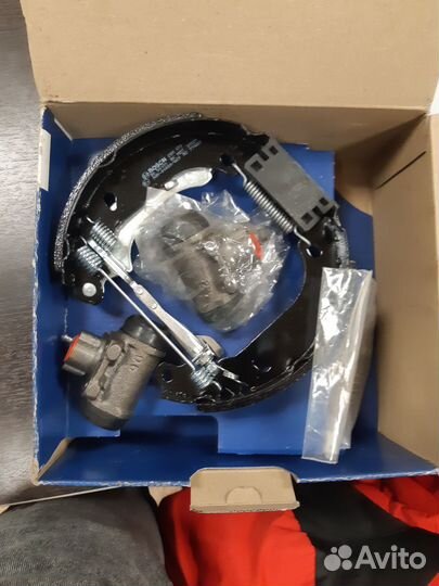 Тормозные колодки Bosch