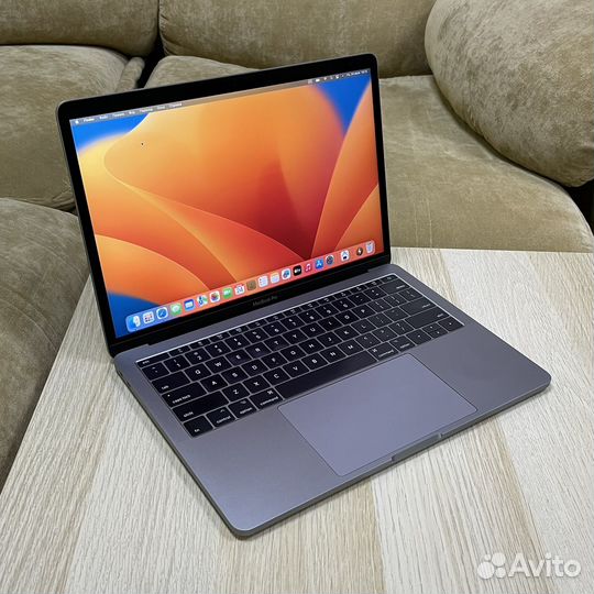 MacBook Pro 13 2017 i5/8/256gb (127 циклов)