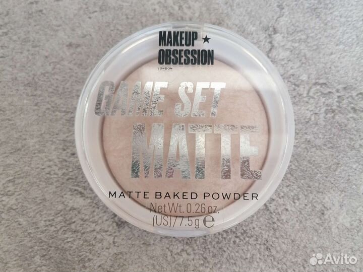 Пудра компактная фиксирующая, матирующая