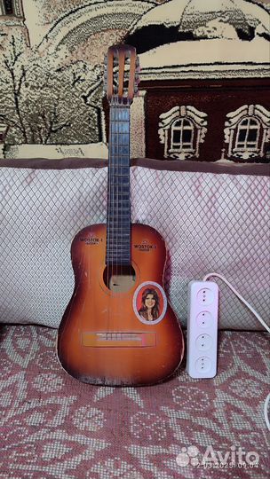 Детская гитара бу