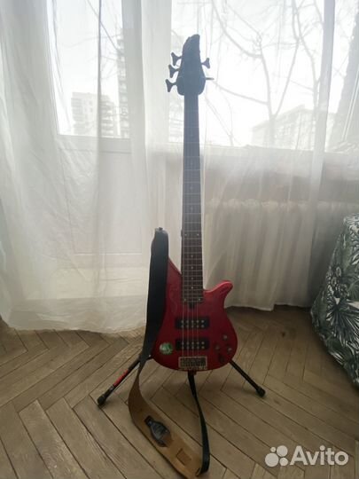 Бас гитара 5 струн yamaha