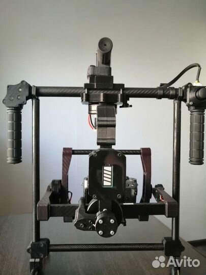 Электронный стабилизатор для камеры DYS