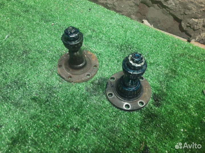 Цапфа задняя на Audi 80 (B4)