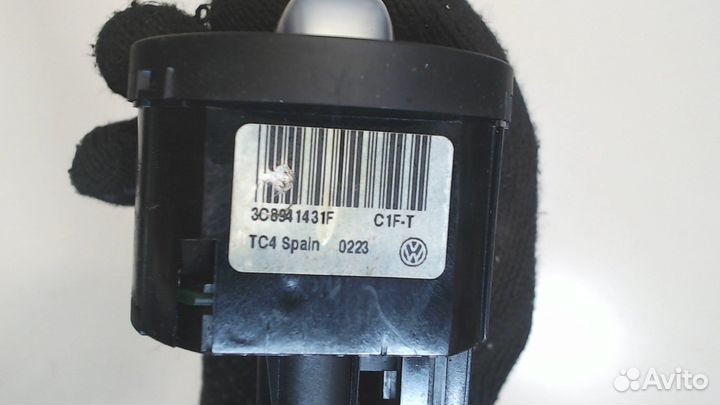Переключатель света Volkswagen Tiguan, 2013