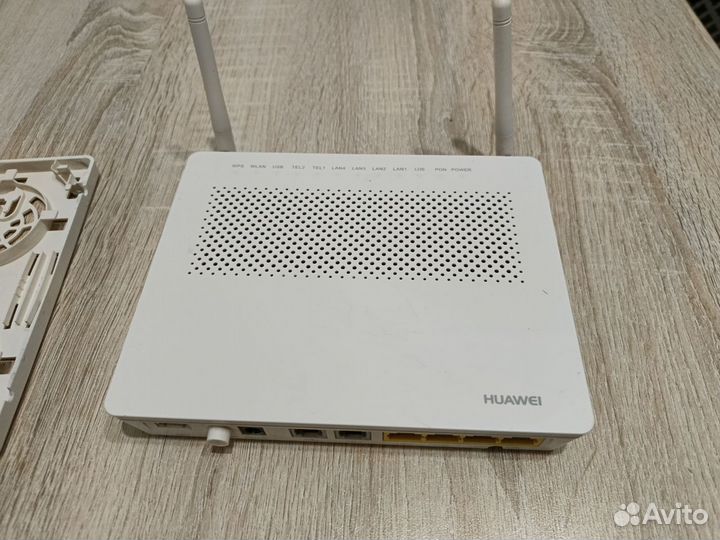 Роутер Ростелеком Huawei Rt GM-3 (HG8245H)