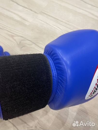 Боксерские перчатки 12 oz