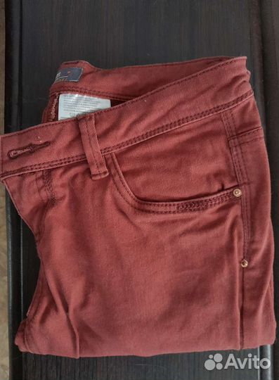 Джинсы разные