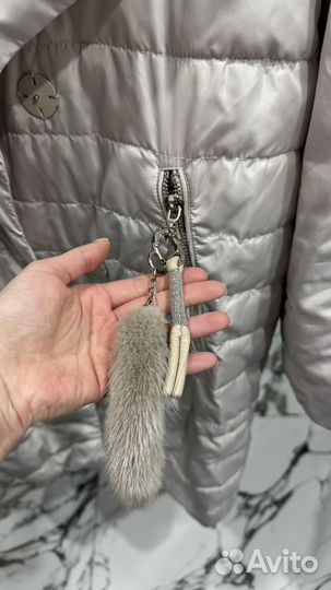 Пуховик женский демисезонный