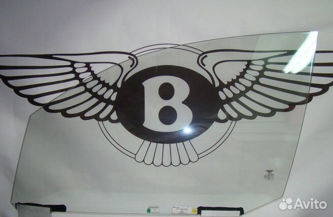 Стекло переднее Bentley