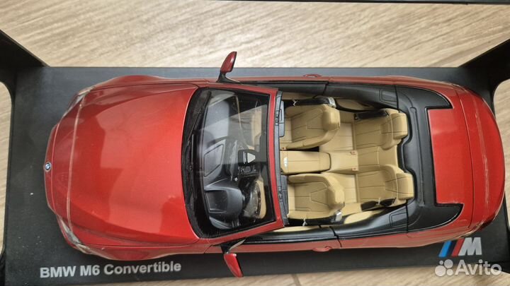 Модель автомобиля BMW M6 Convertible 1:18