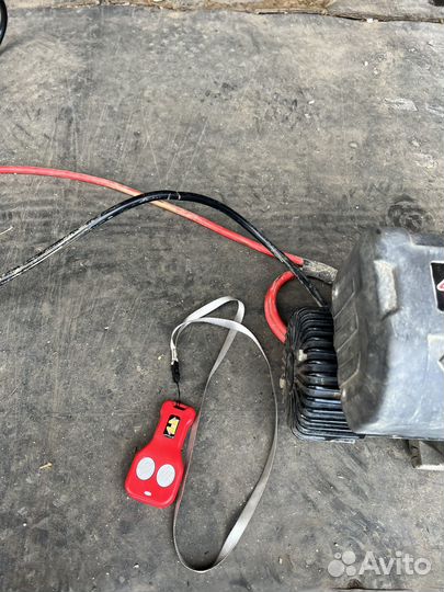 Лебедка автомобильная