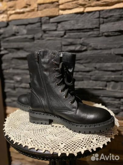 Ботинки женские