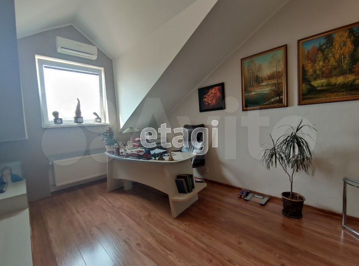 5-к. квартира, 156 м², 5/5 эт.