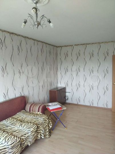 2-к. квартира, 43 м², 8/9 эт.