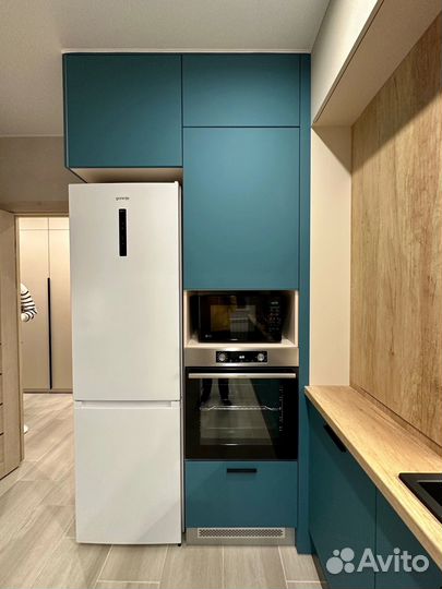 Кухня на заказ с доводчиками в Челябинске