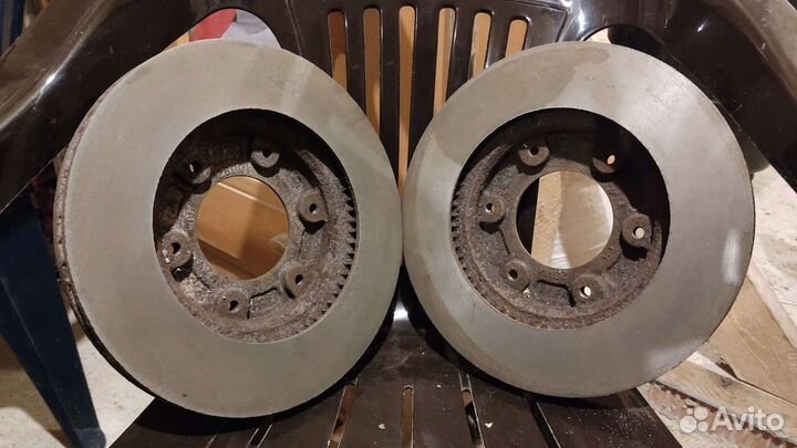 Тормозные диски toyota hiace, regius, dyna