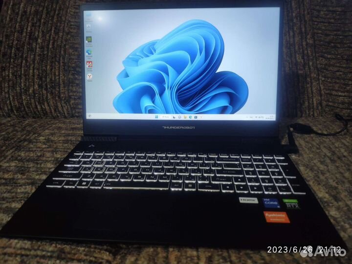 Игровой nvidia RTX 3050/Core i5-12450H/SSD512