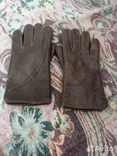 Перчатки