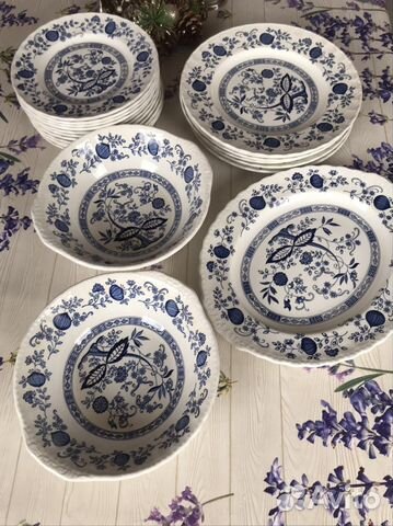Сервиз обеденный синий лук, Royal Tudor Англия