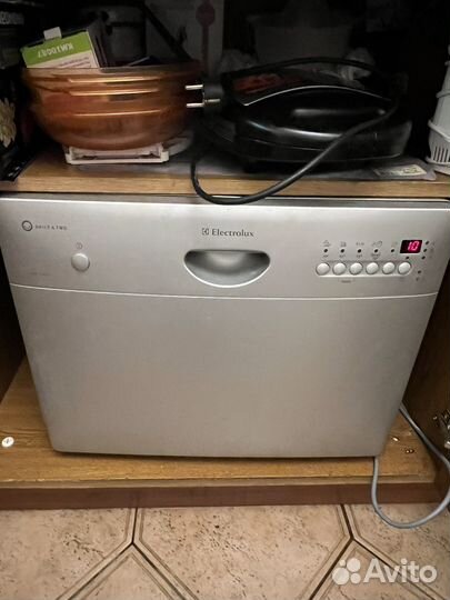 Посудомоечная машина Electrolux ESF 2440S