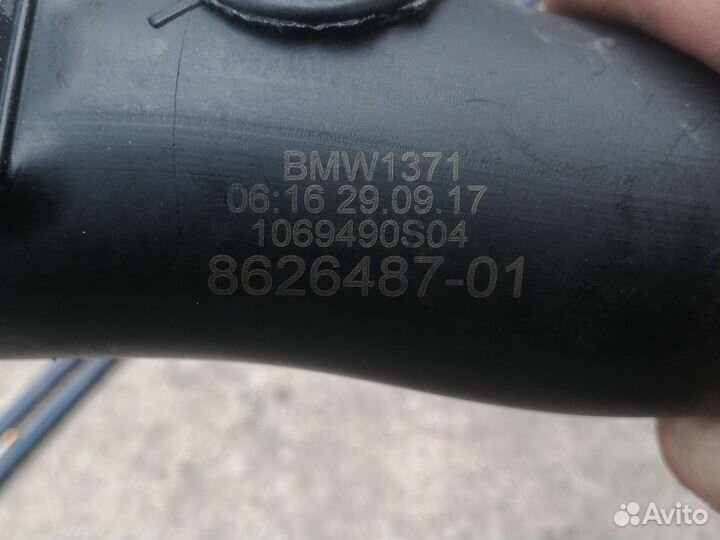 Патрубок интеркулера левый верхний BMW X5 F15 N55