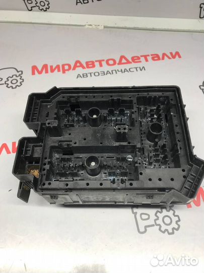 Блок предохранителей Buick Encore GX 2021 42733199