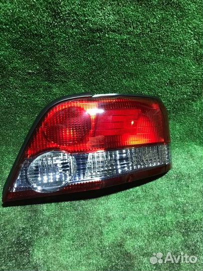 Фонарь задний правый Mitsubishi Galant EA5A 6A13